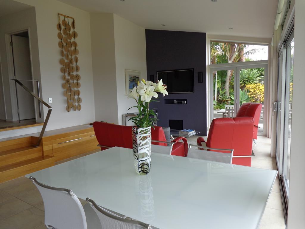 Nikau Apartments Waiheke Island Onetangi Bagian luar foto